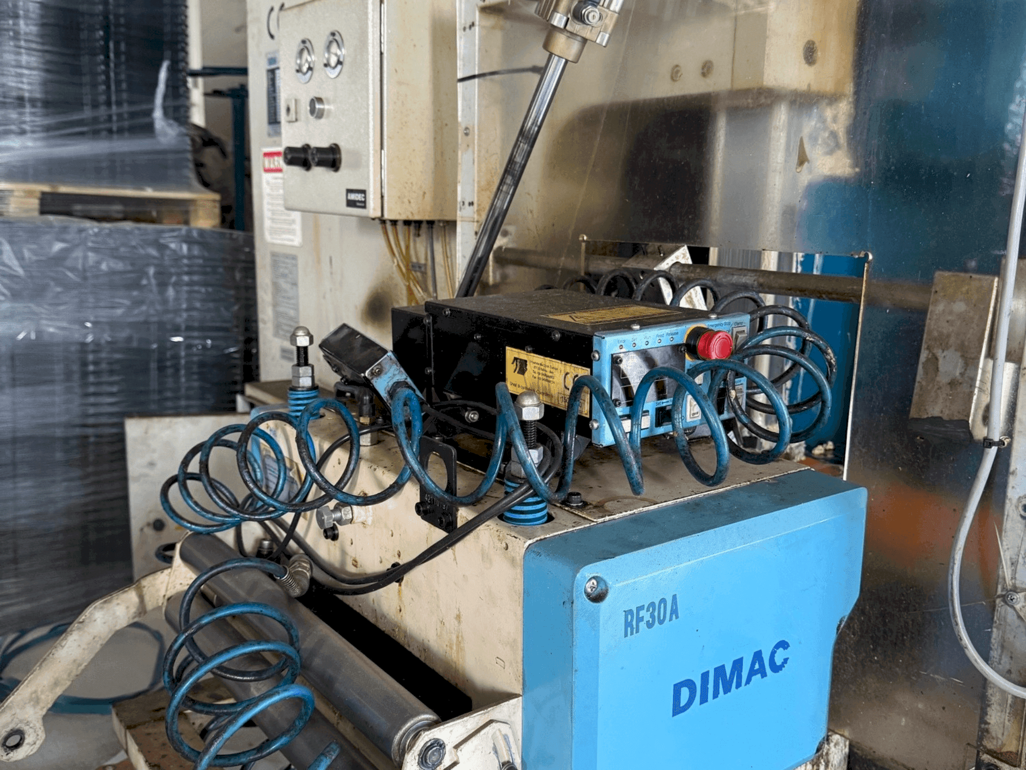 Frontansicht der SEYI SN1-110  Maschine