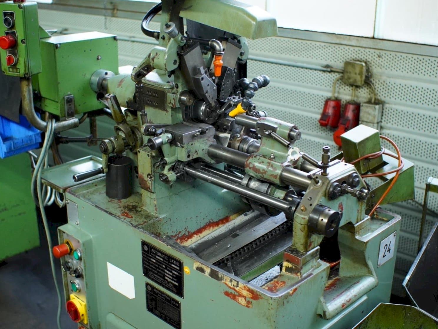 Frontansicht der LICO TA25  Maschine