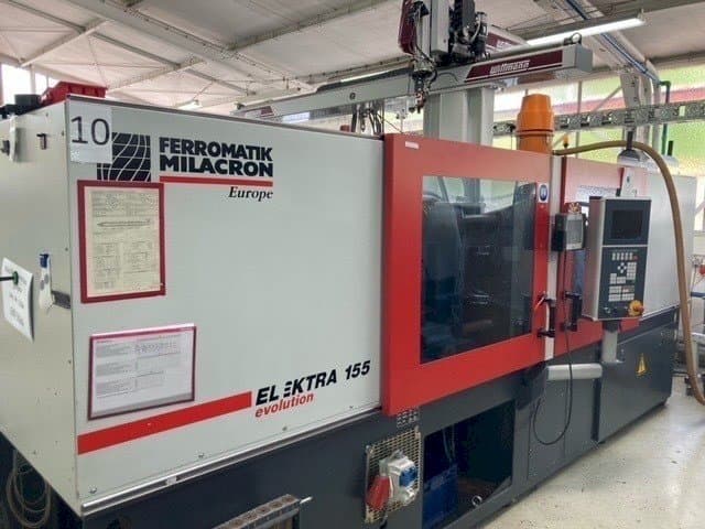 Frontansicht der FERROMATIK MILACRON EE 155  Maschine