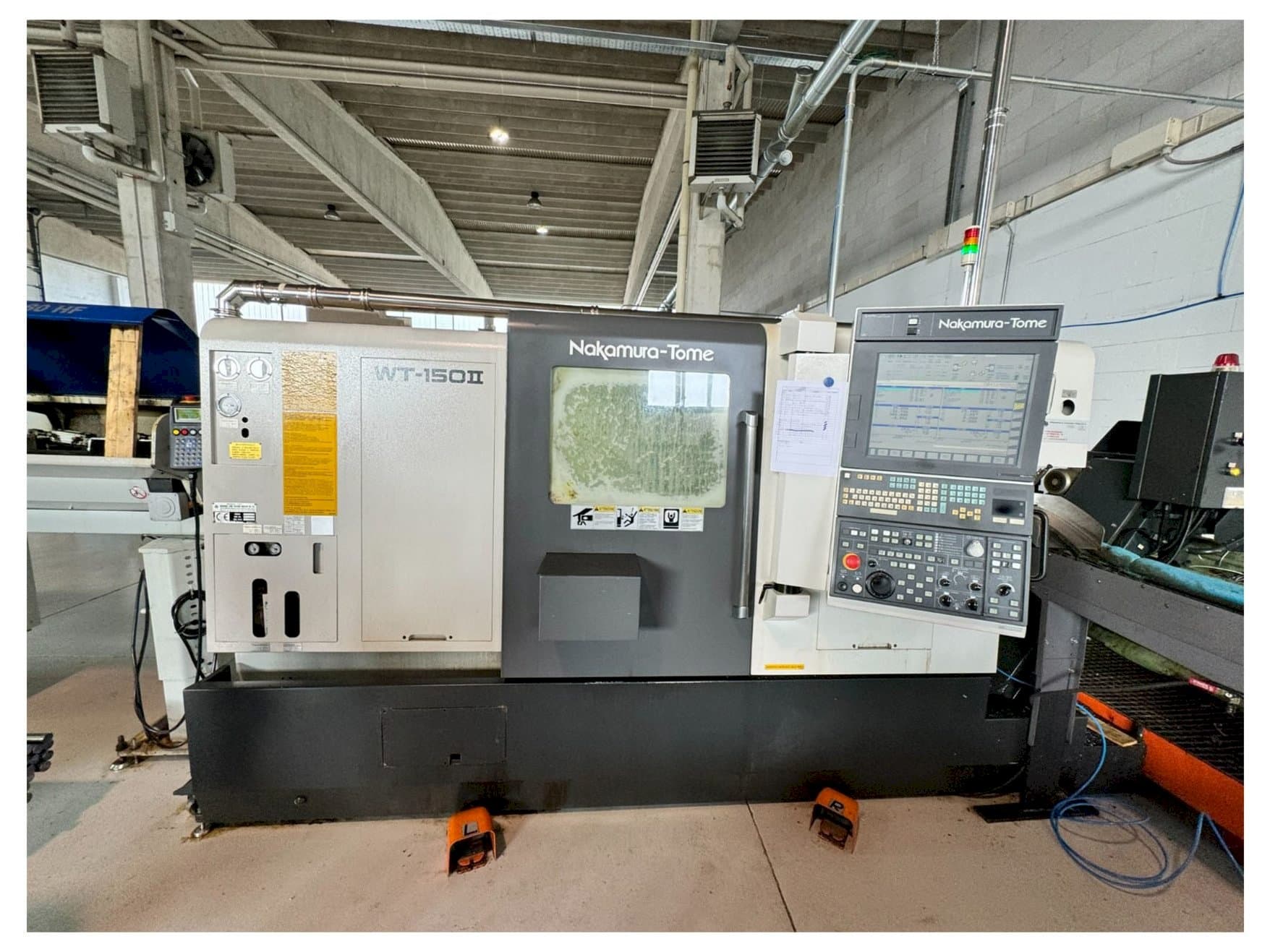 Frontansicht der NAKAMURA WT 150 II  Maschine