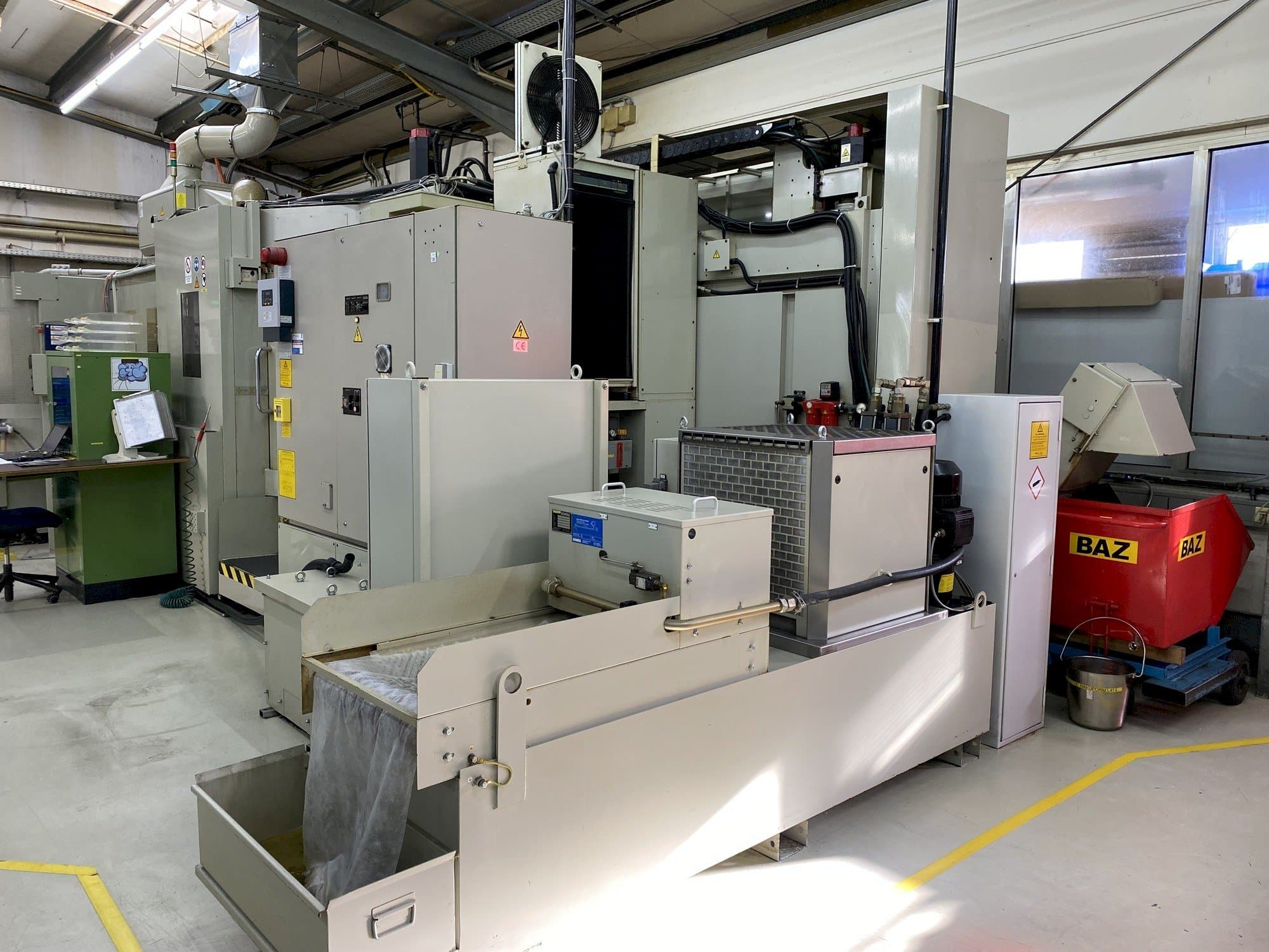 Frontansicht der Mitsui Seiki HU50A  Maschine