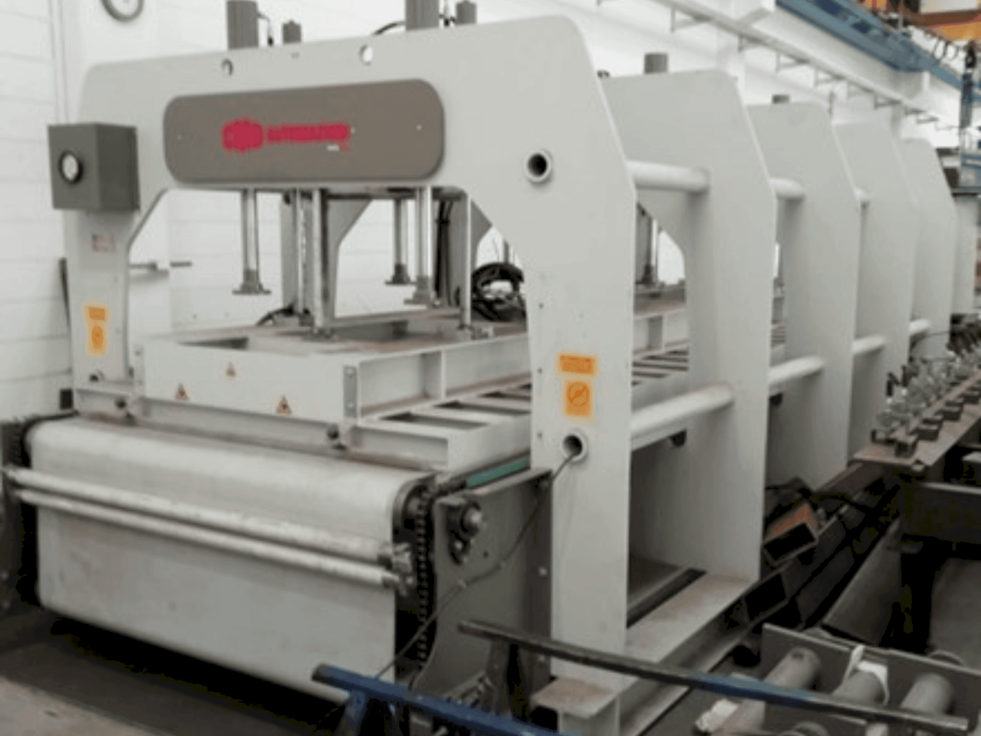Frontansicht der CMB PFR-CCL  Maschine