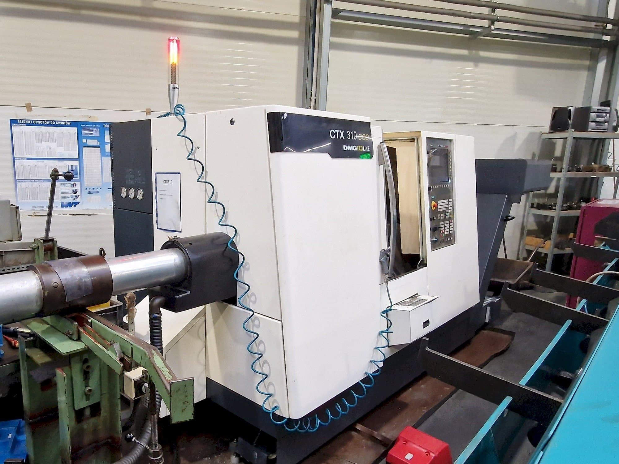 Linke Seitenansicht der DMG CTX 310 ecoline  Maschine