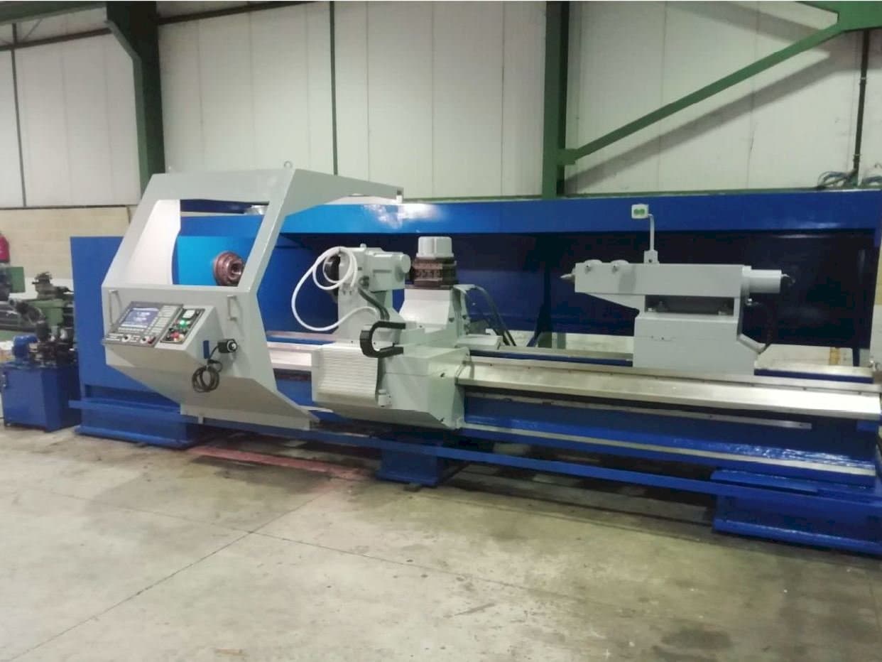 Frontansicht der Gurutzpe A-1000  Maschine