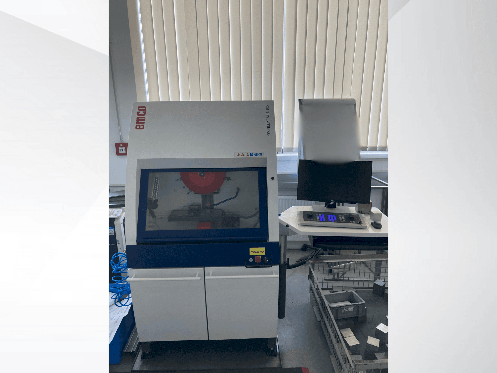 Frontansicht der EMCO Concept Mill 105  Maschine