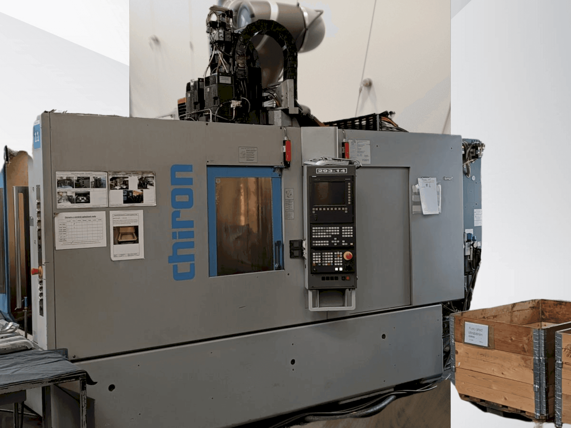 Frontansicht der CHIRON DZ 15K WM  Maschine