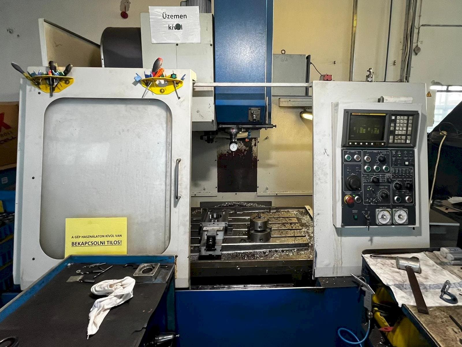 Frontansicht der Kia KV 35C  Maschine