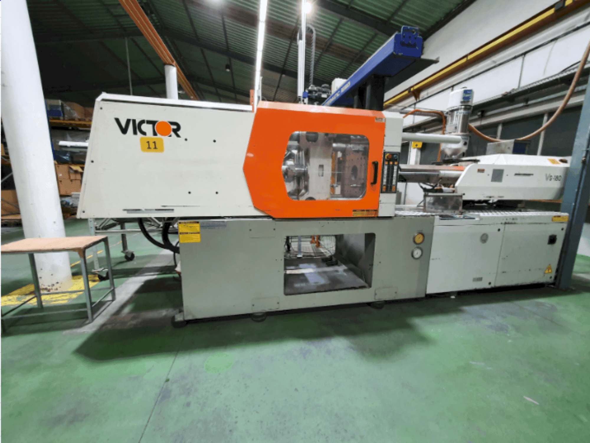 Frontansicht der Victor VS180  Maschine