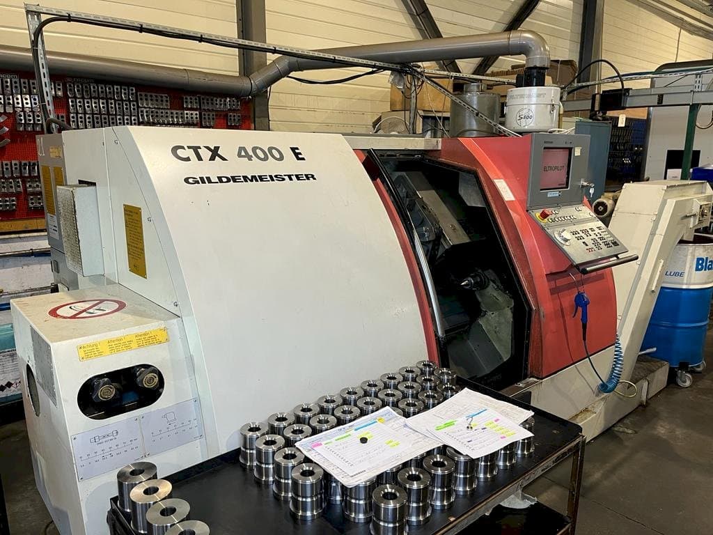 Frontansicht der Gildemeister CTX 400 E  Maschine