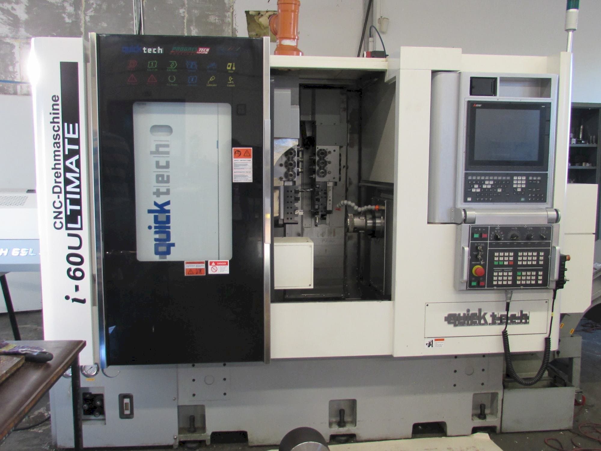 Frontansicht der Quick-Tech I-60U  Maschine