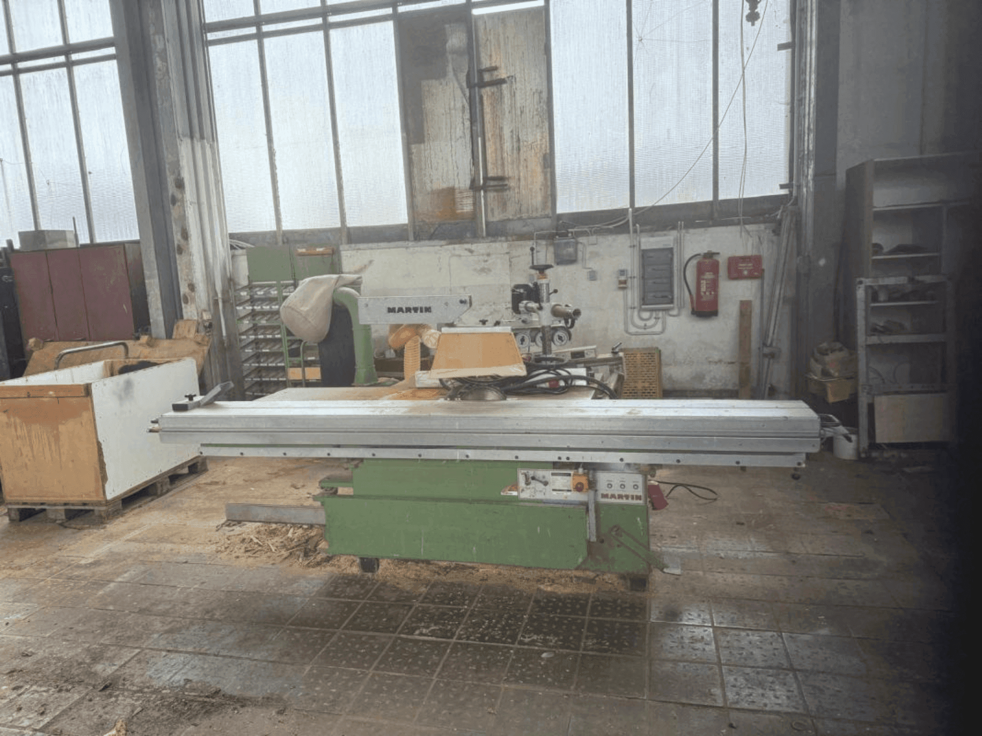 Frontansicht der Martin T72  Maschine