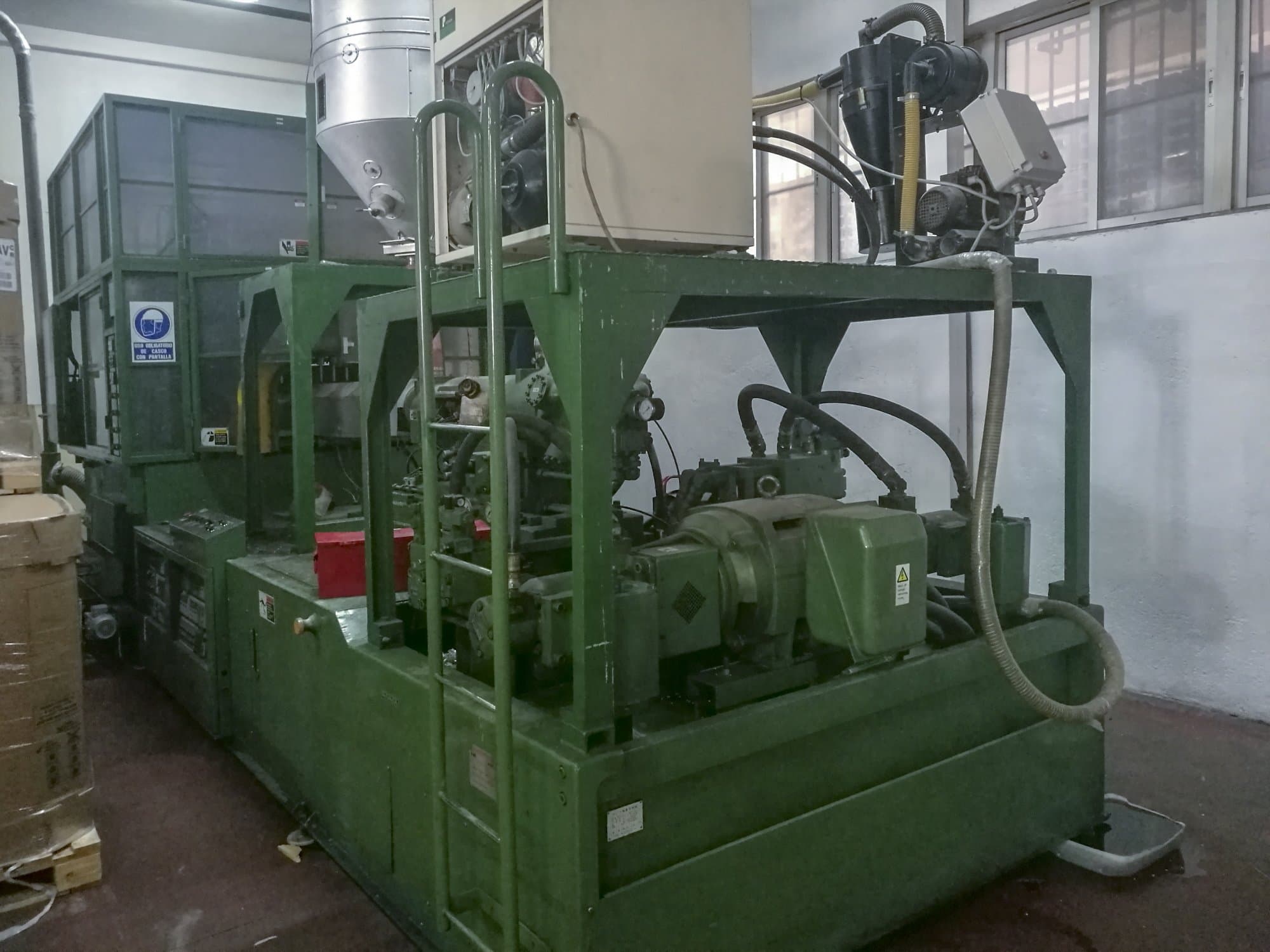 Rechte Ansicht der NISSEI ASB 650 NHII Maschine