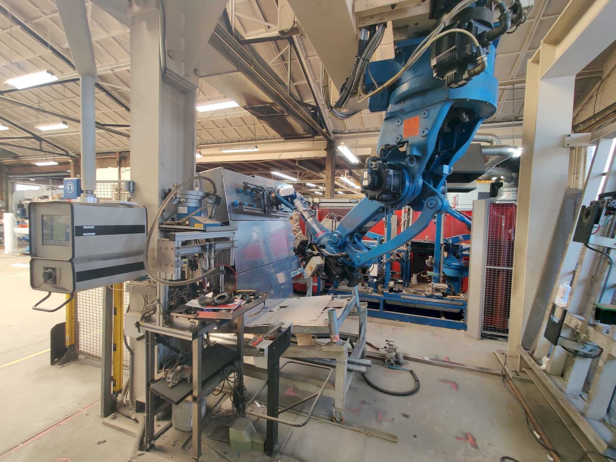 Frontansicht der Yaskawa YR-SK45-C000  Maschine