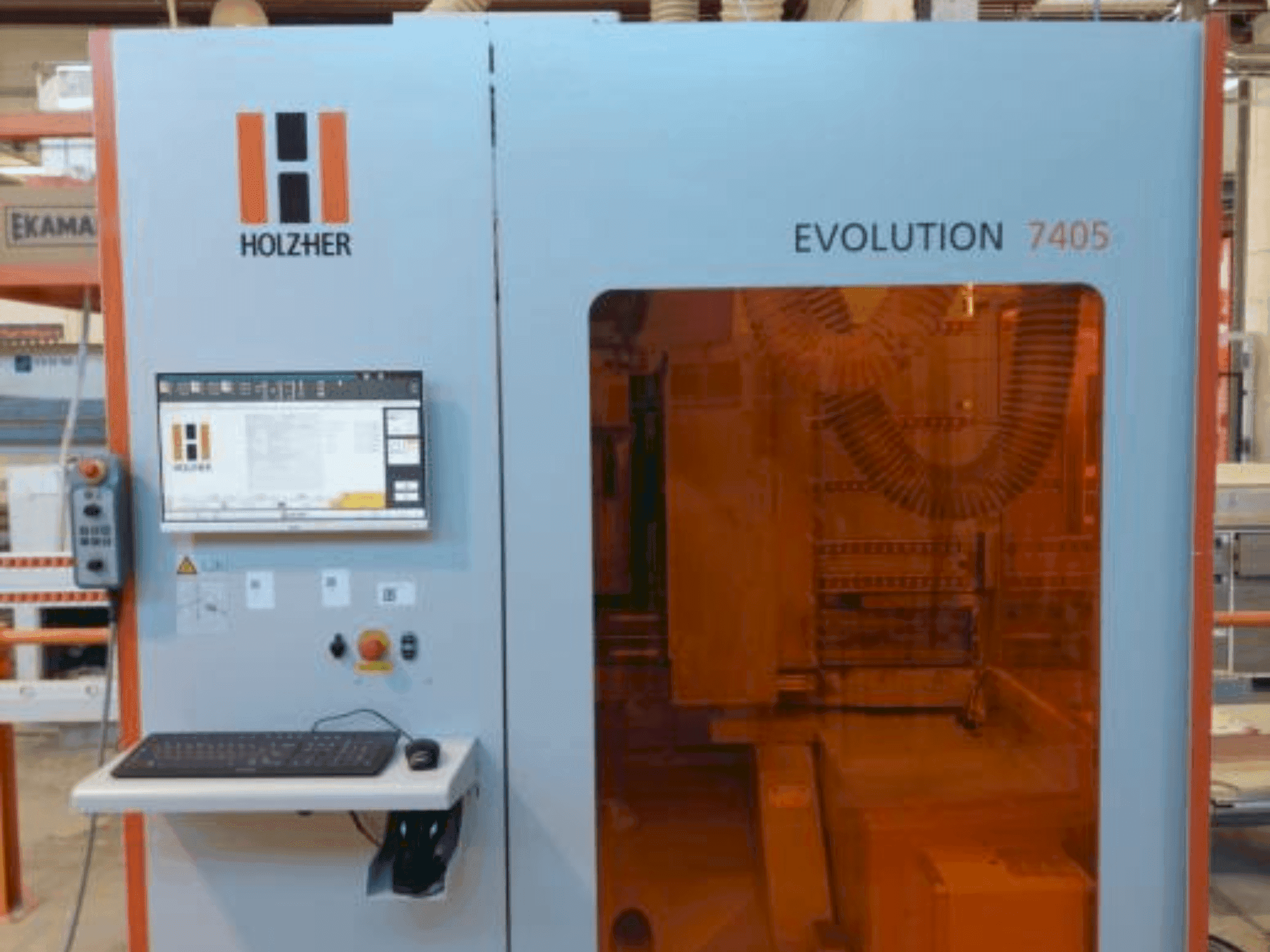 Frontansicht der HOLZHER Evolution 7405  Maschine