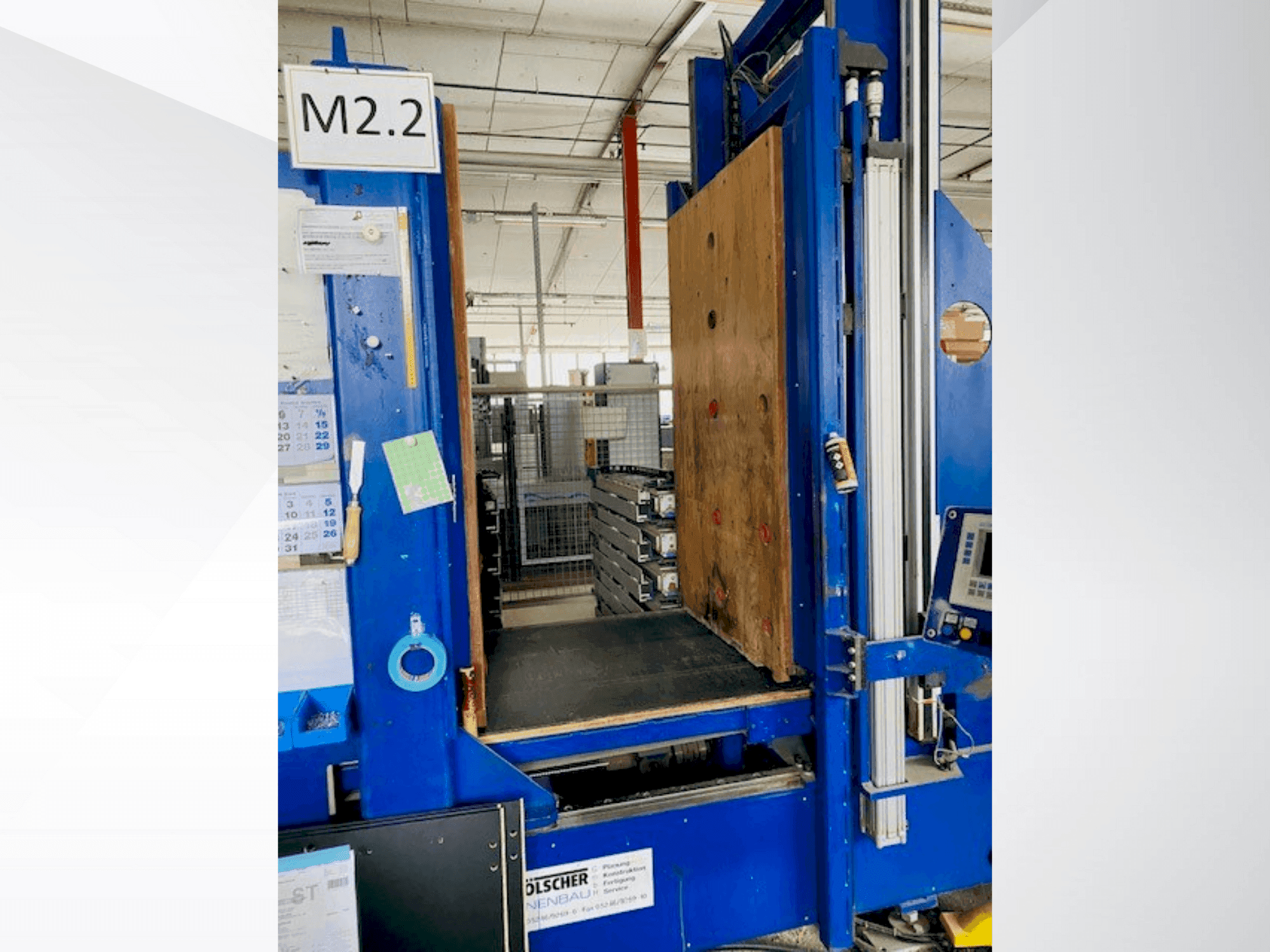 Frontansicht der Hüttenhölscher Body Press  Maschine