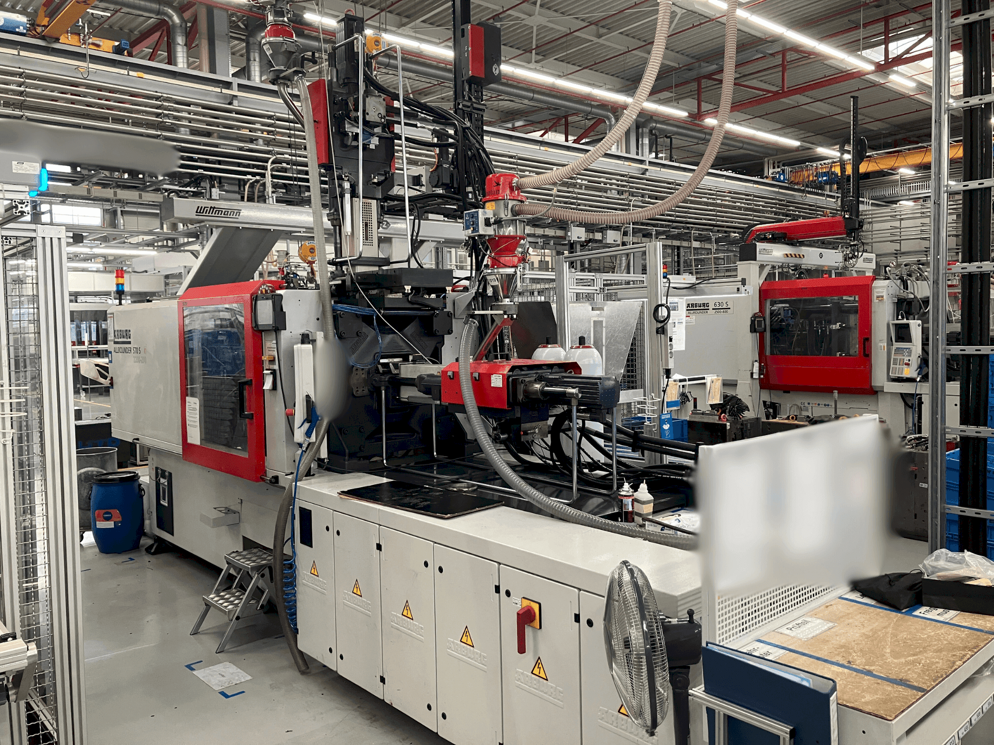 Frontansicht der Arburg Allrounder 570 S 2200-290 / 170  Maschine