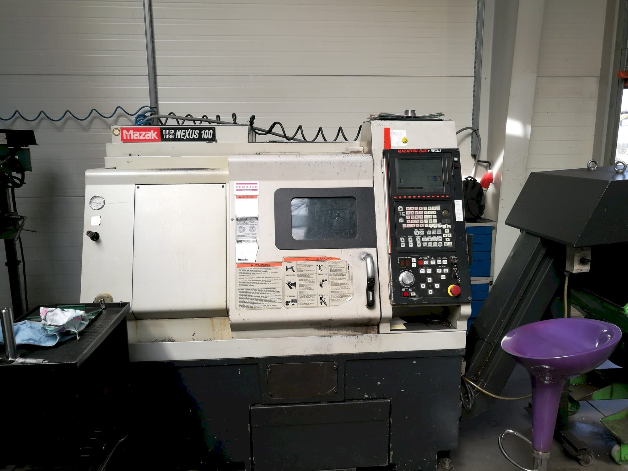 Frontansicht der Mazak QT NEXUS 100  Maschine