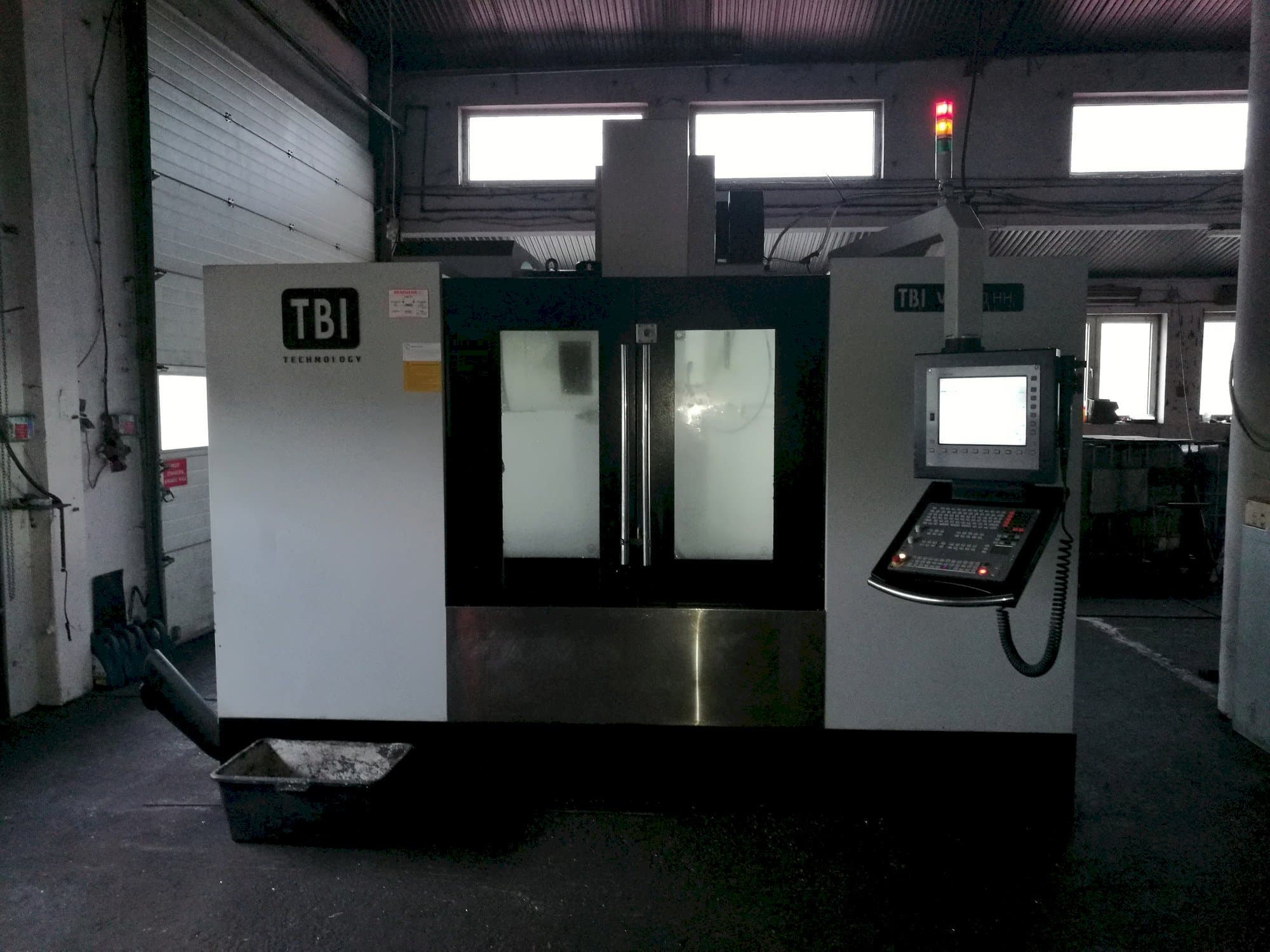 Frontansicht der TBI VC 1270 HH  Maschine