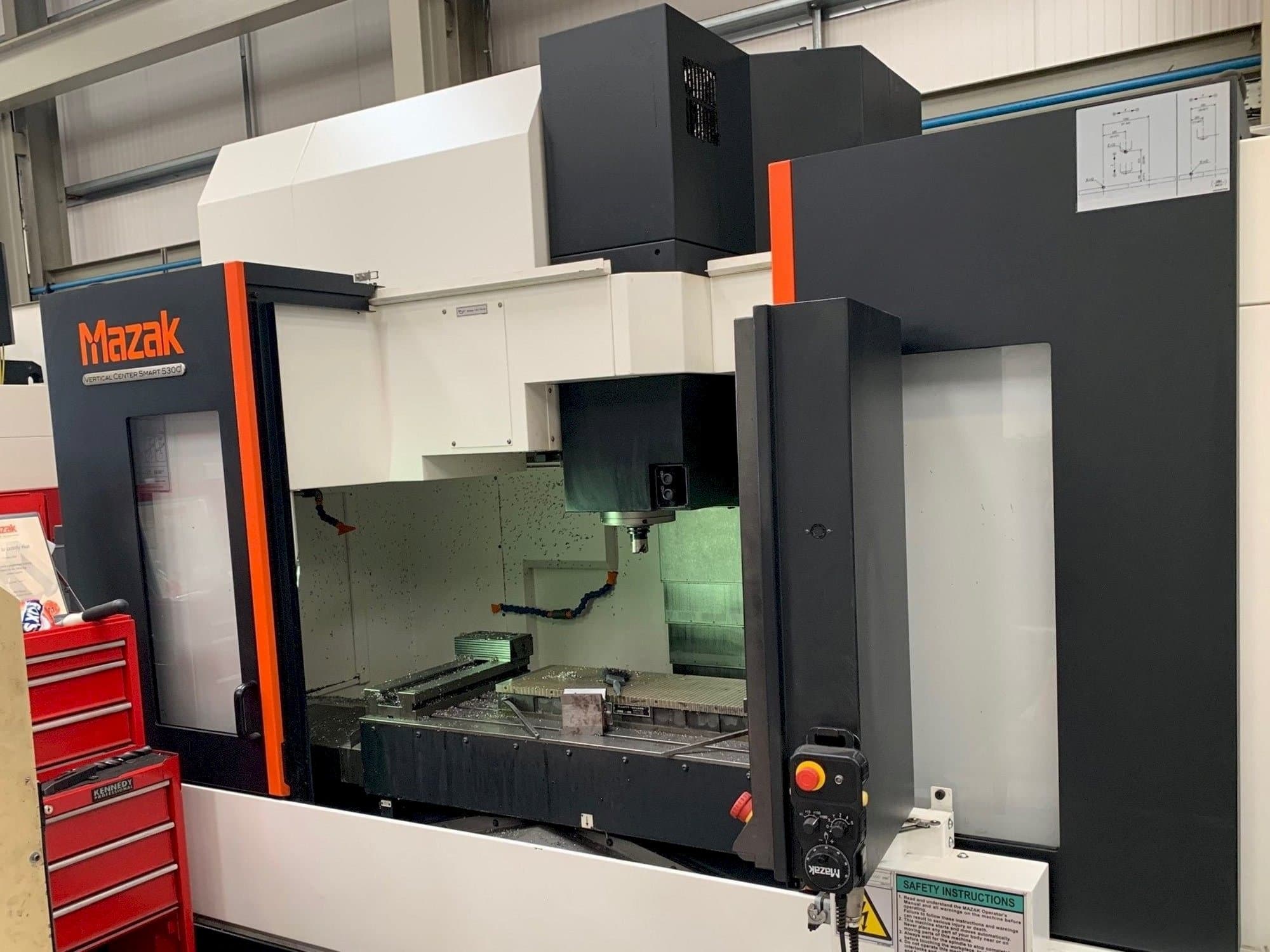 Frontansicht der Mazak Smart 530C  Maschine