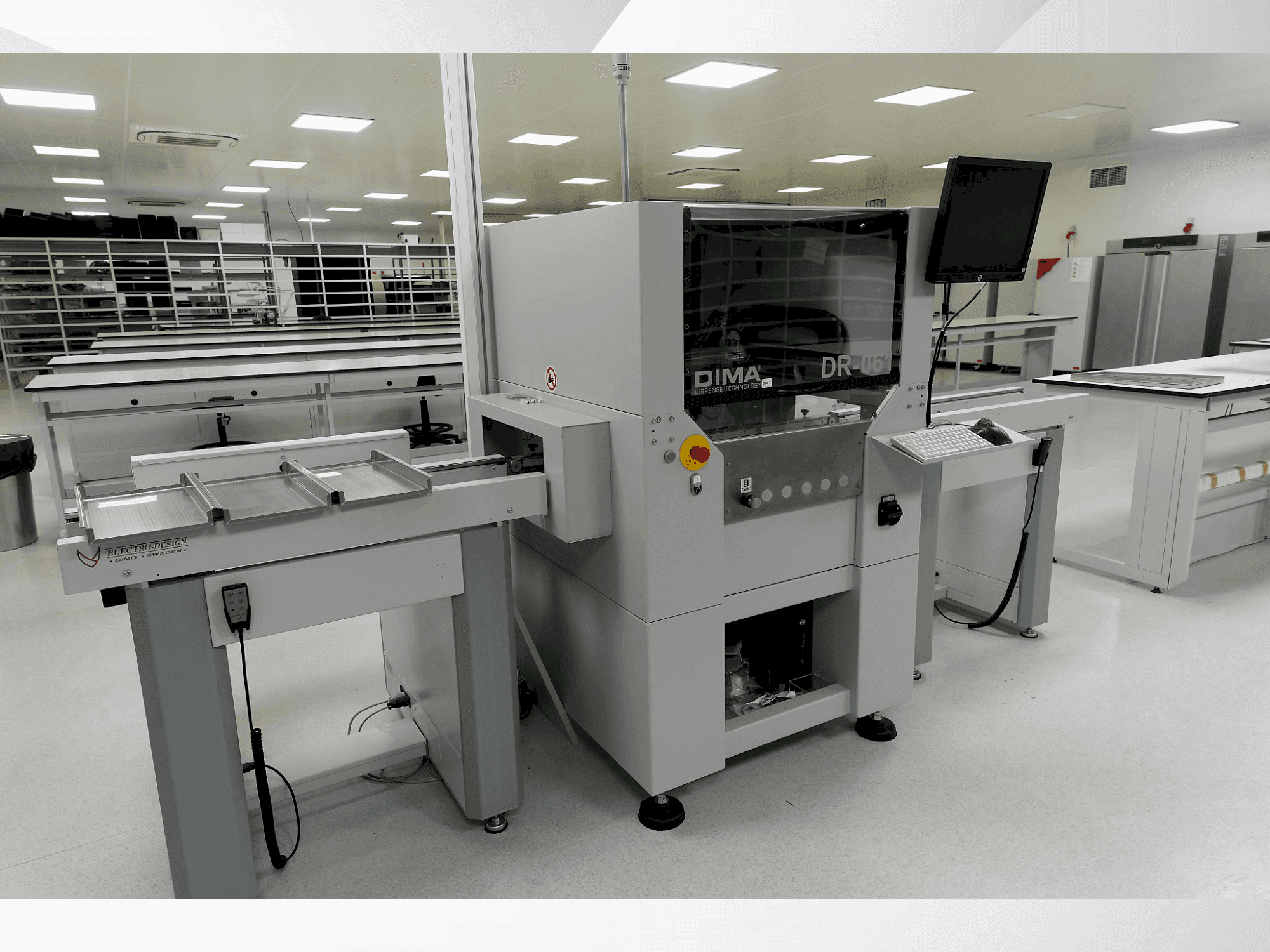 Frontansicht der DIMA DR-061  Maschine