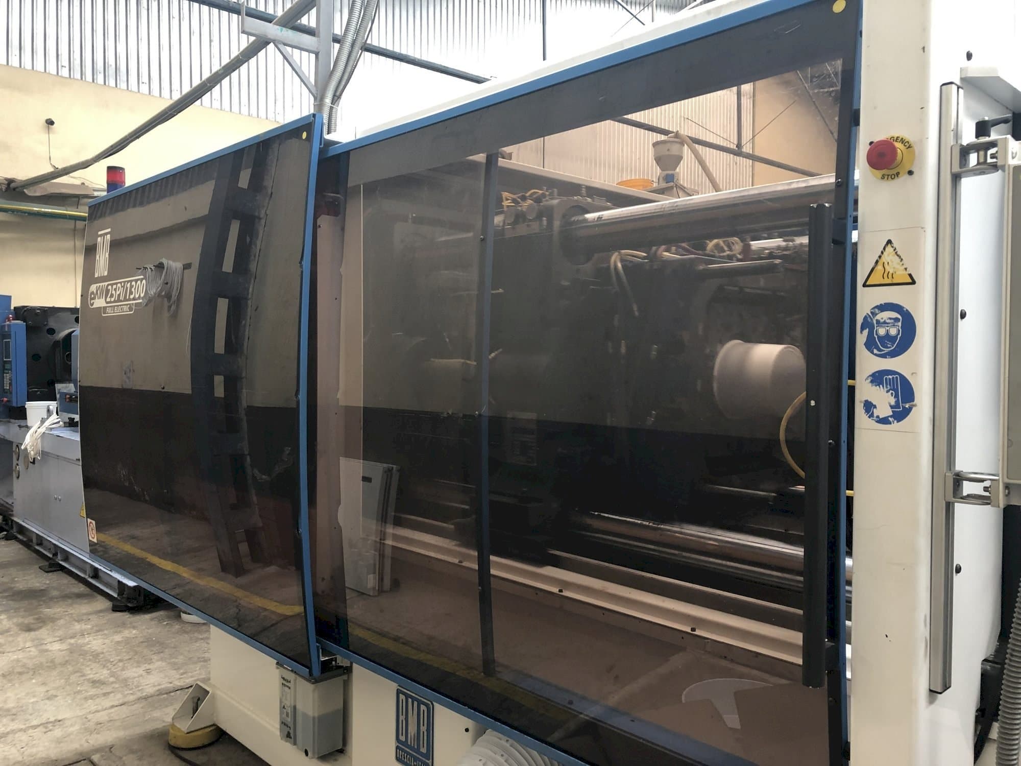 Linke Ansicht der BMB eKW 25 Pi/1300  Maschine