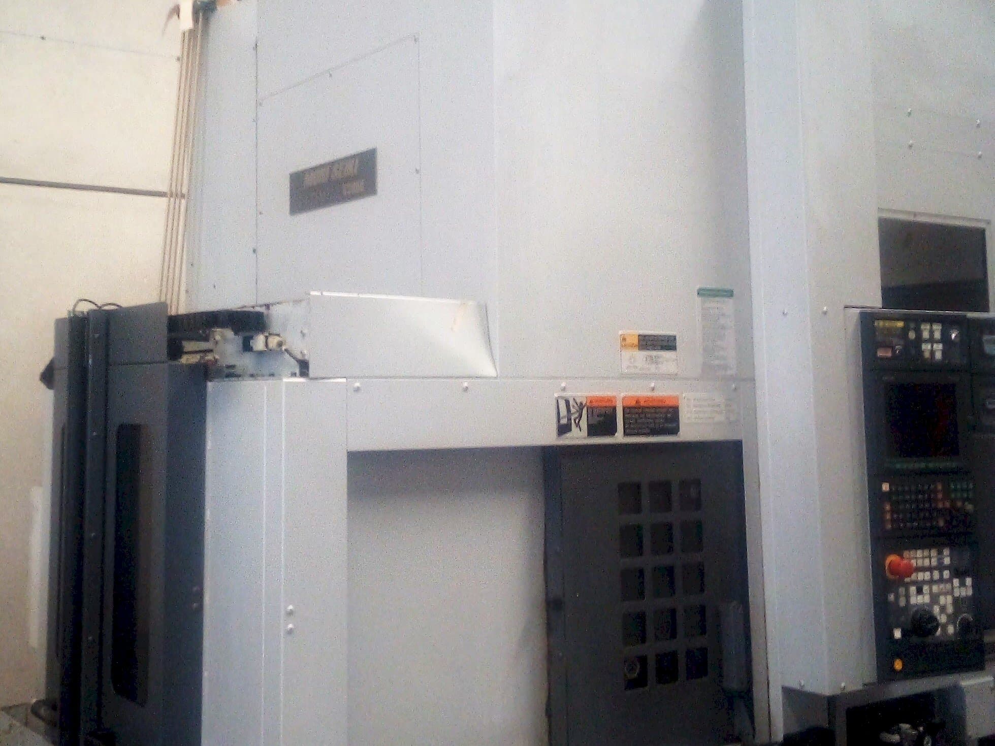 Frontansicht der DMG Mori Seiki ULTIMILL V-3000/MSX-850  Maschine