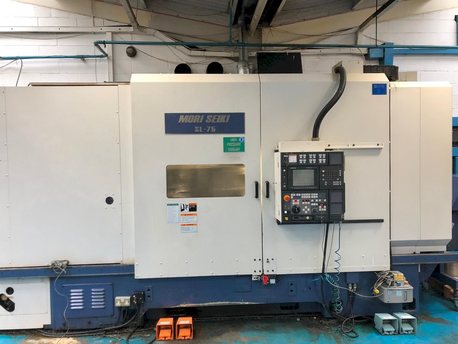 Frontansicht der MORI SEIKI SL75  Maschine