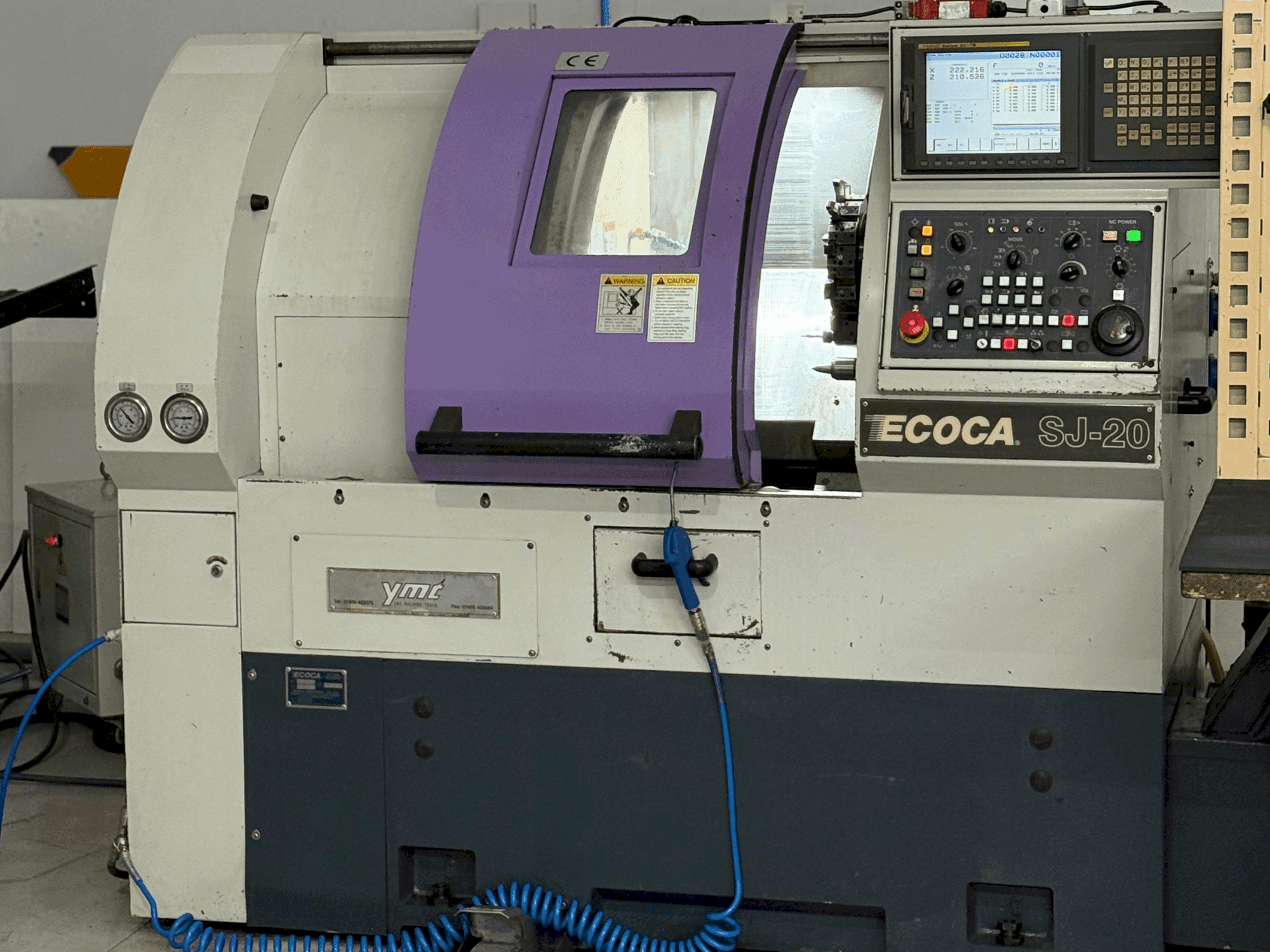 Frontansicht der ECOCA SJ-20  Maschine