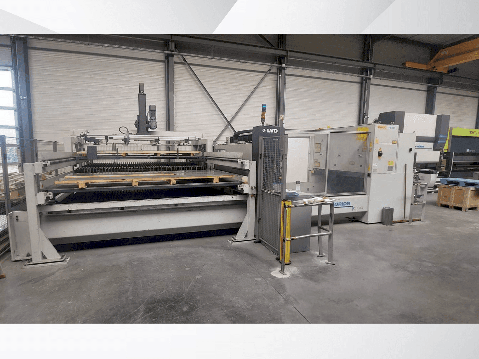 Frontansicht der LVD Orion 4KW  Maschine