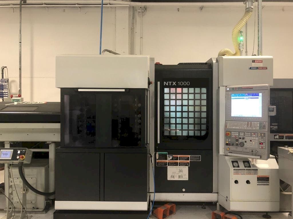Frontansicht der MORI SEIKI NTX1000  Maschine