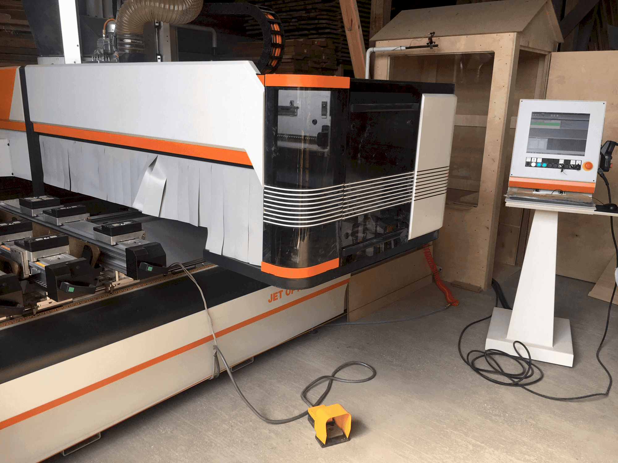 Frontansicht der BUSELLATO Jet Optima T5  Maschine