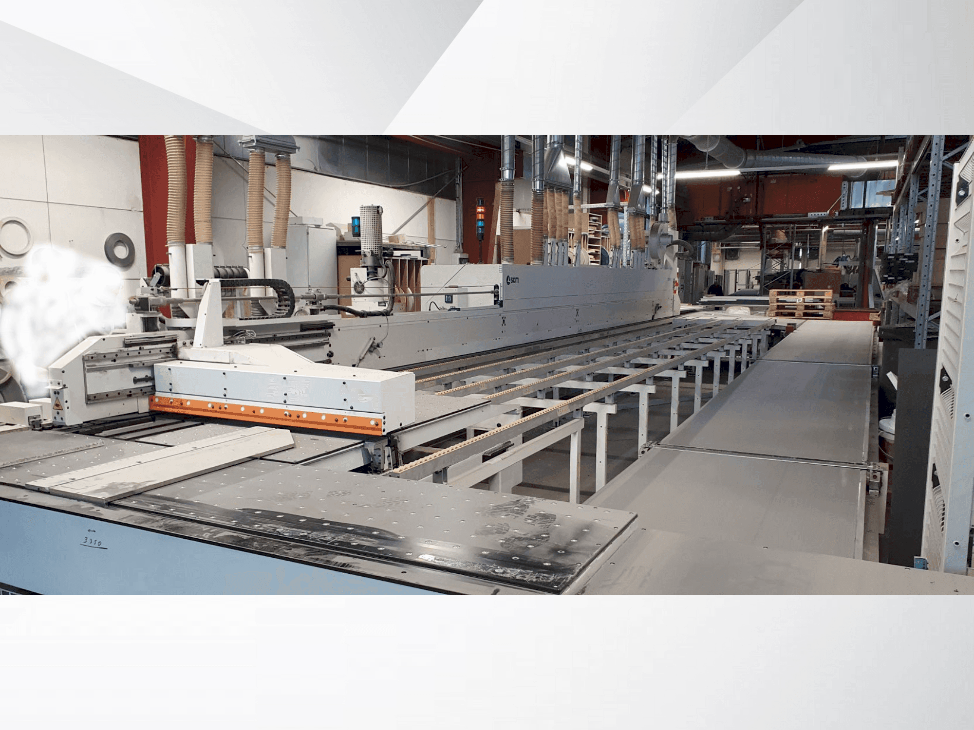 Frontansicht der SCM STEFANI EBM System S 01  Maschine