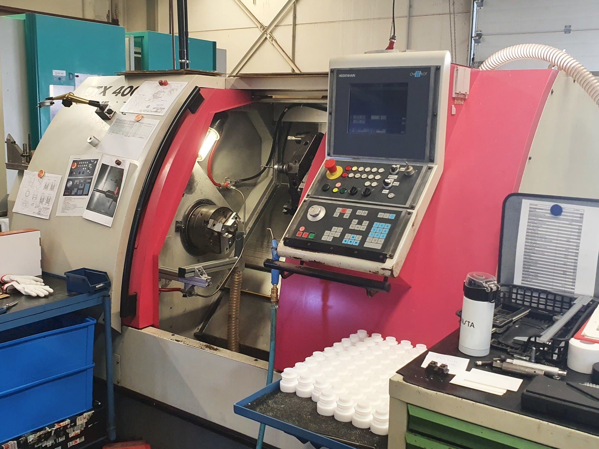 Frontansicht der Gildemeister CTX 400 S2  Maschine