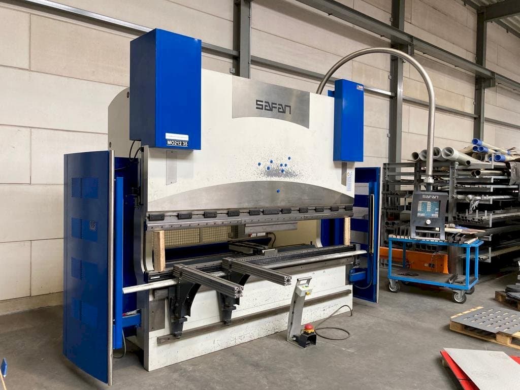 Frontansicht der Safan CNCL-K 170-3100 TS 2  Maschine