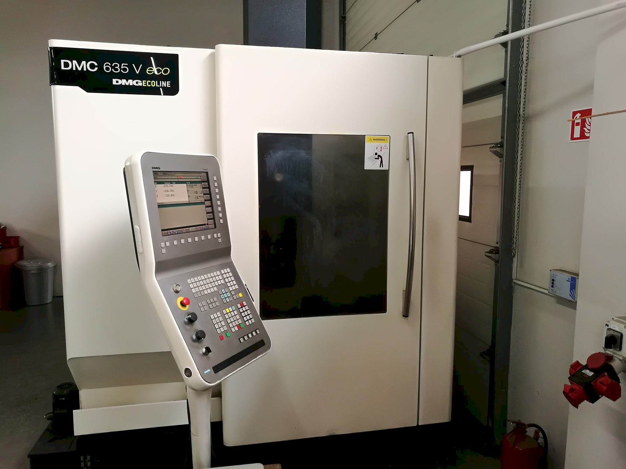 Frontansicht der DMG DMC 635 V Eco  Maschine