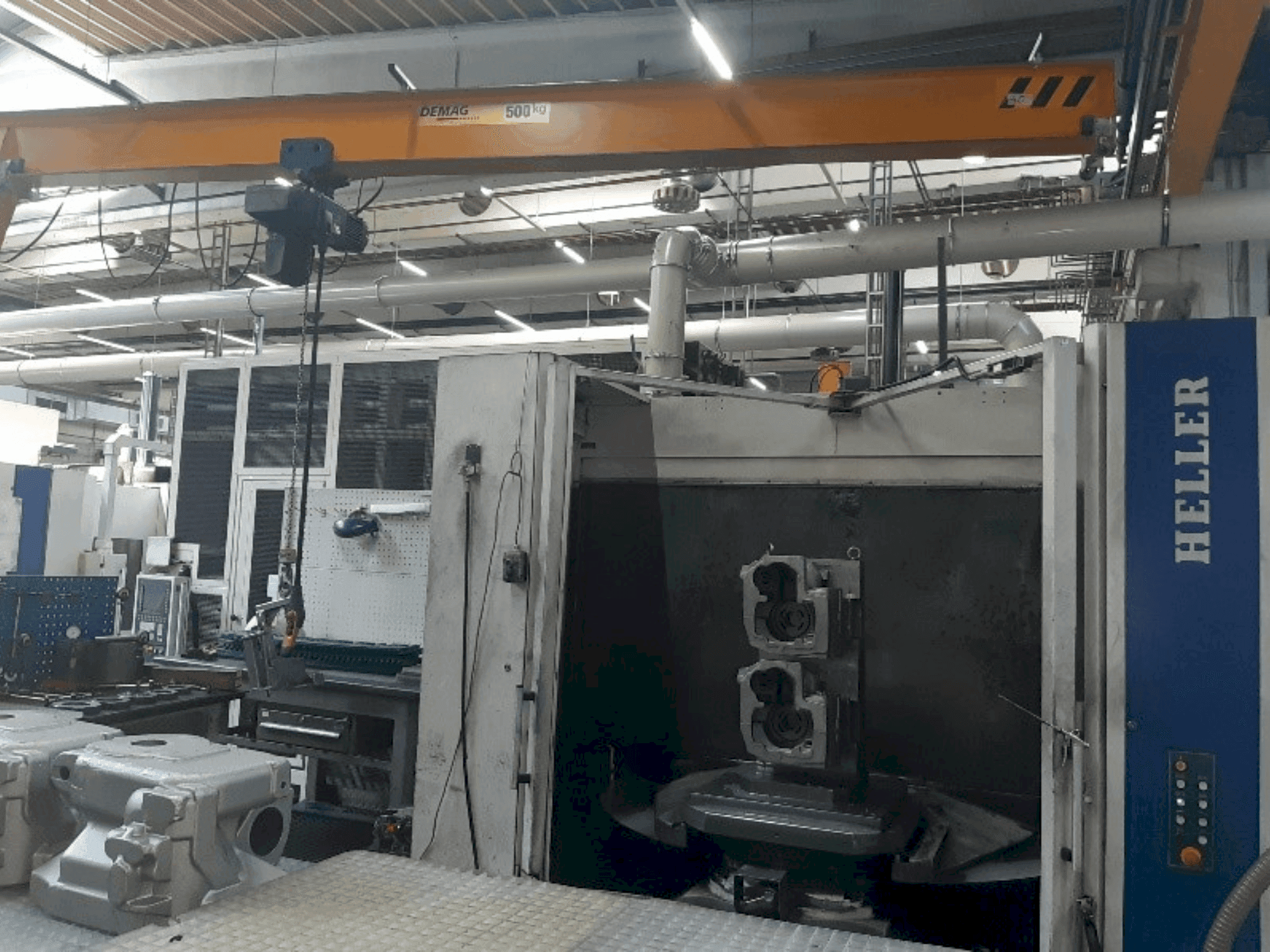 Frontansicht der HELLER MCH 350  Maschine
