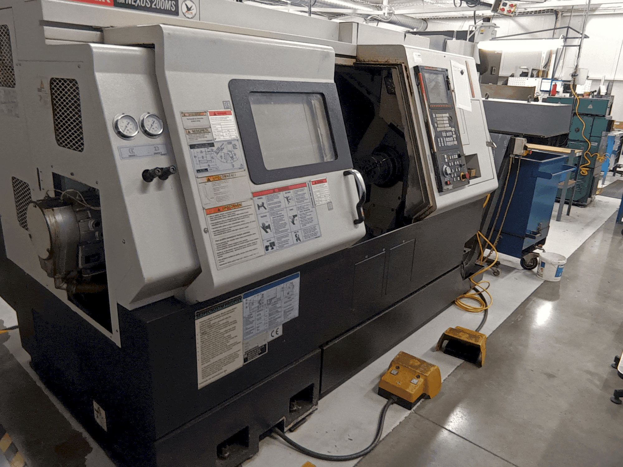 Frontansicht der Mazak Quick Turn NEXUS 200MS  Maschine