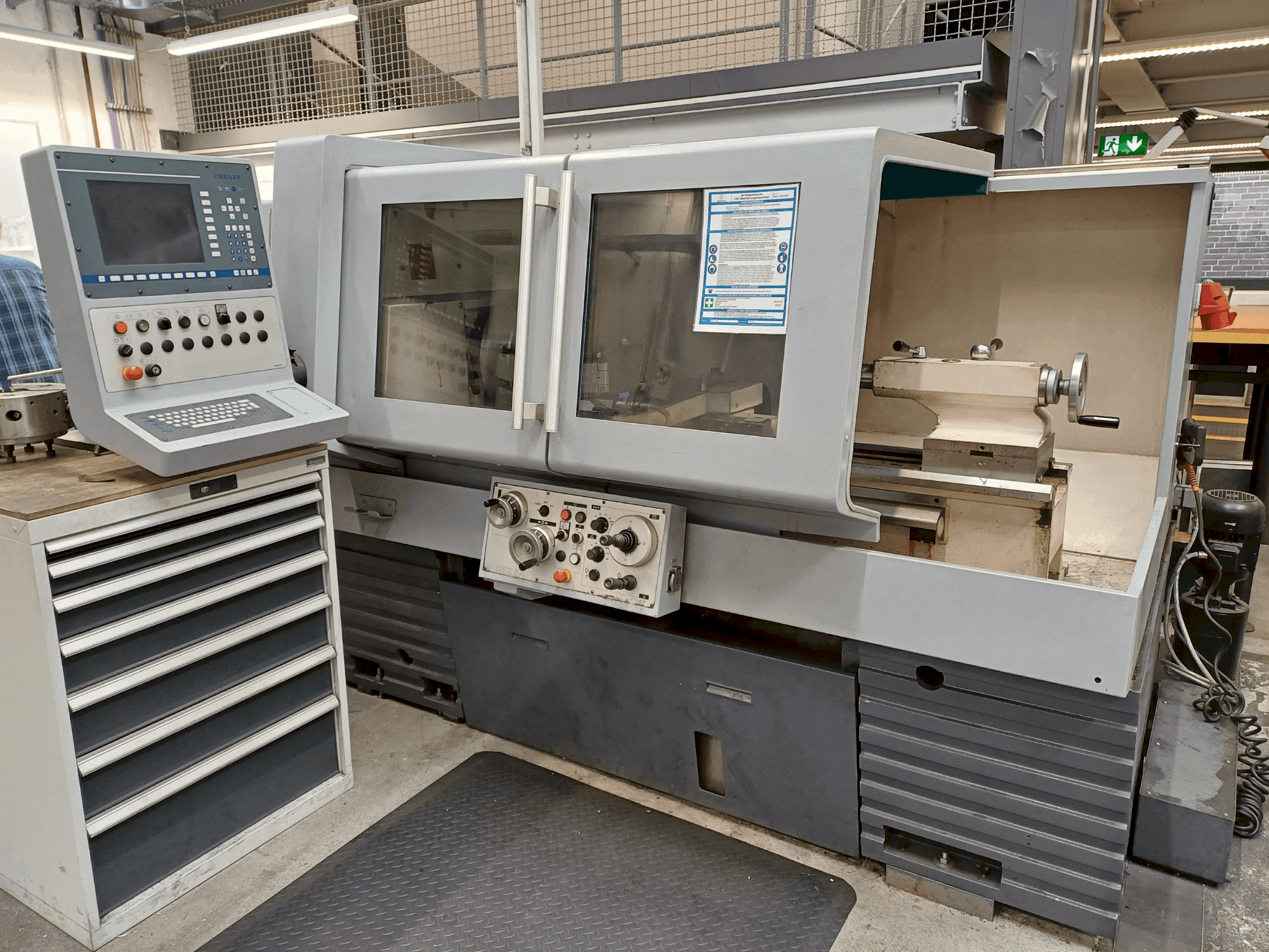 Frontansicht der Weiler E40  Maschine