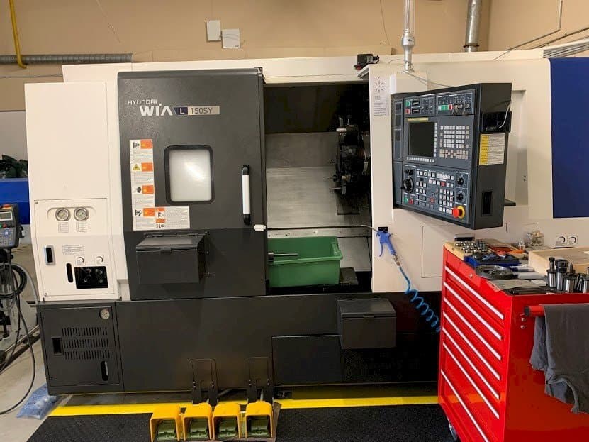 Frontansicht der Hyundai Wia L150SY  Maschine