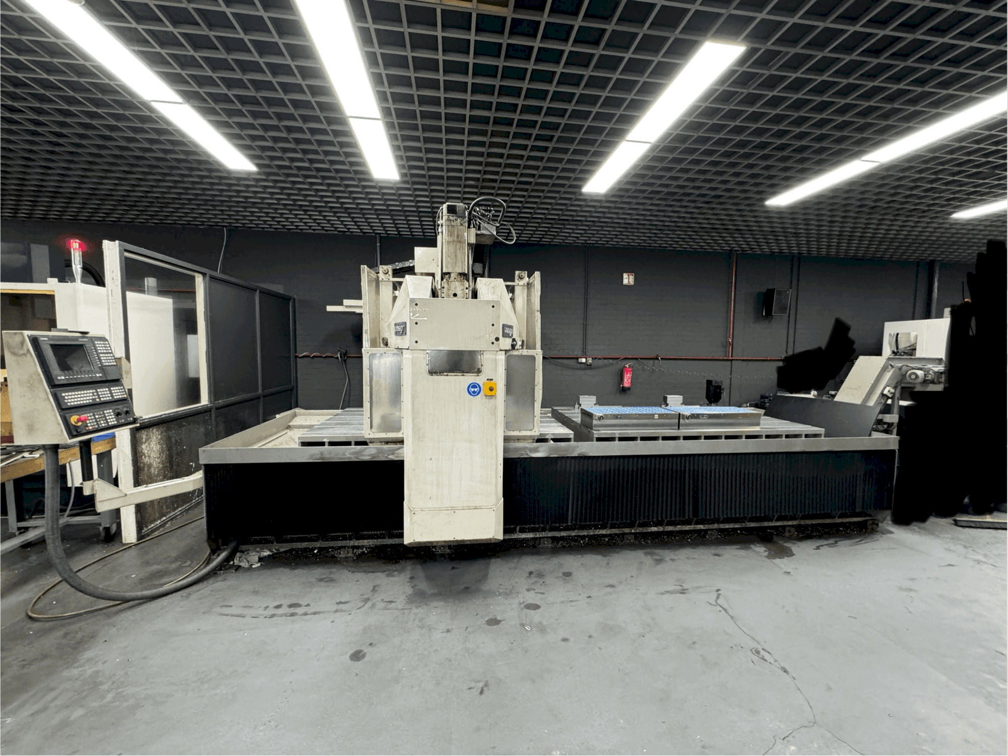 Frontansicht der Unisign Uniport 4  Maschine