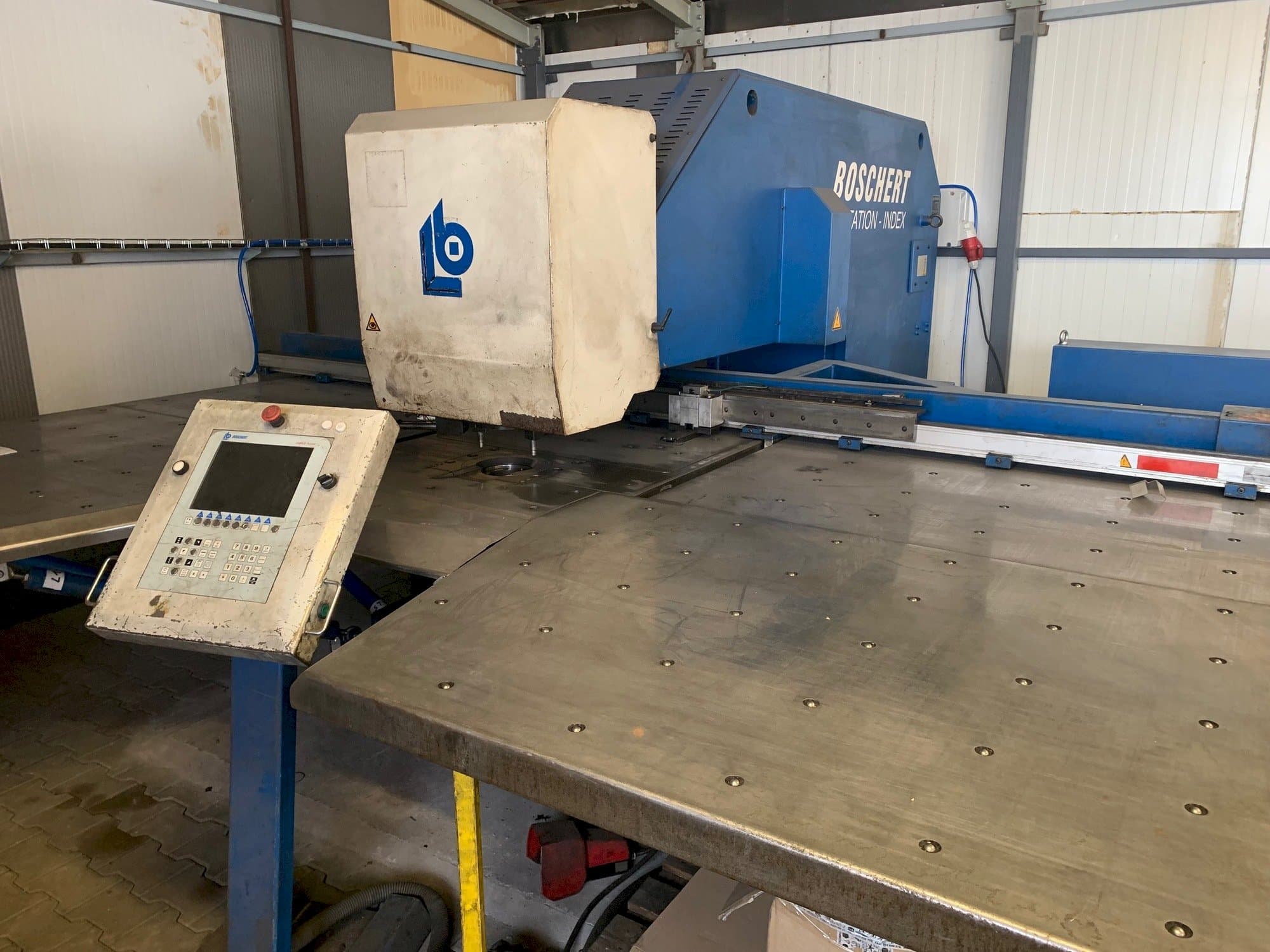 Frontansicht der Boschert EL 1250 Rota-Index  Maschine