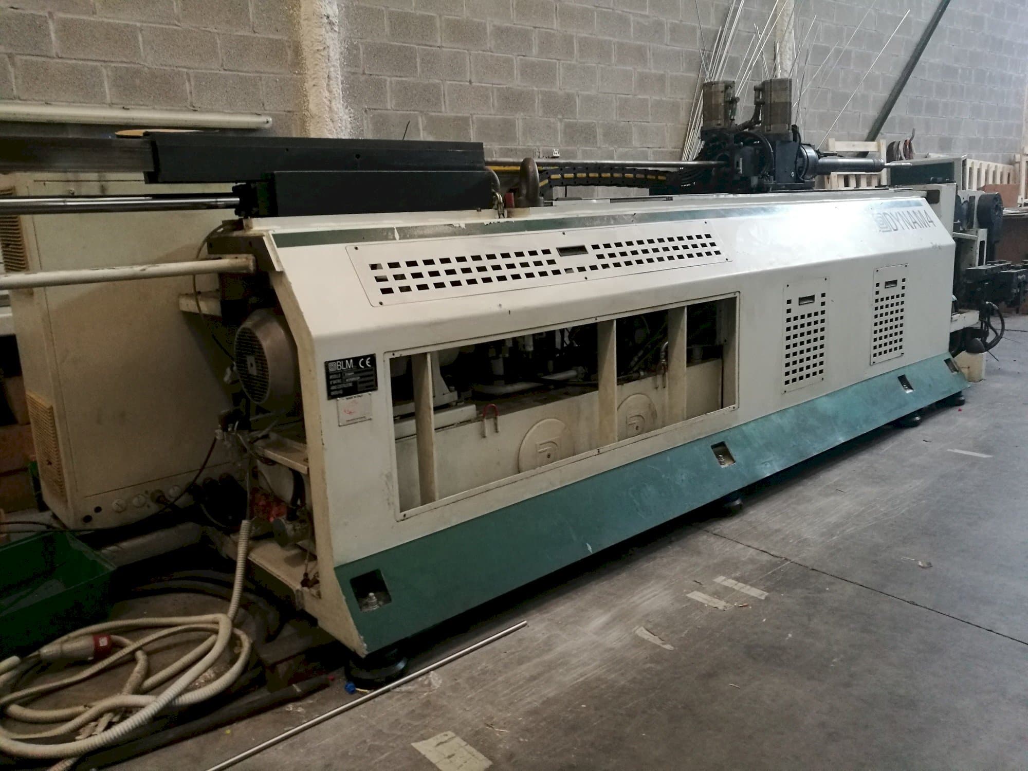 Linke Ansicht der BLM DYNAM 4  Maschine