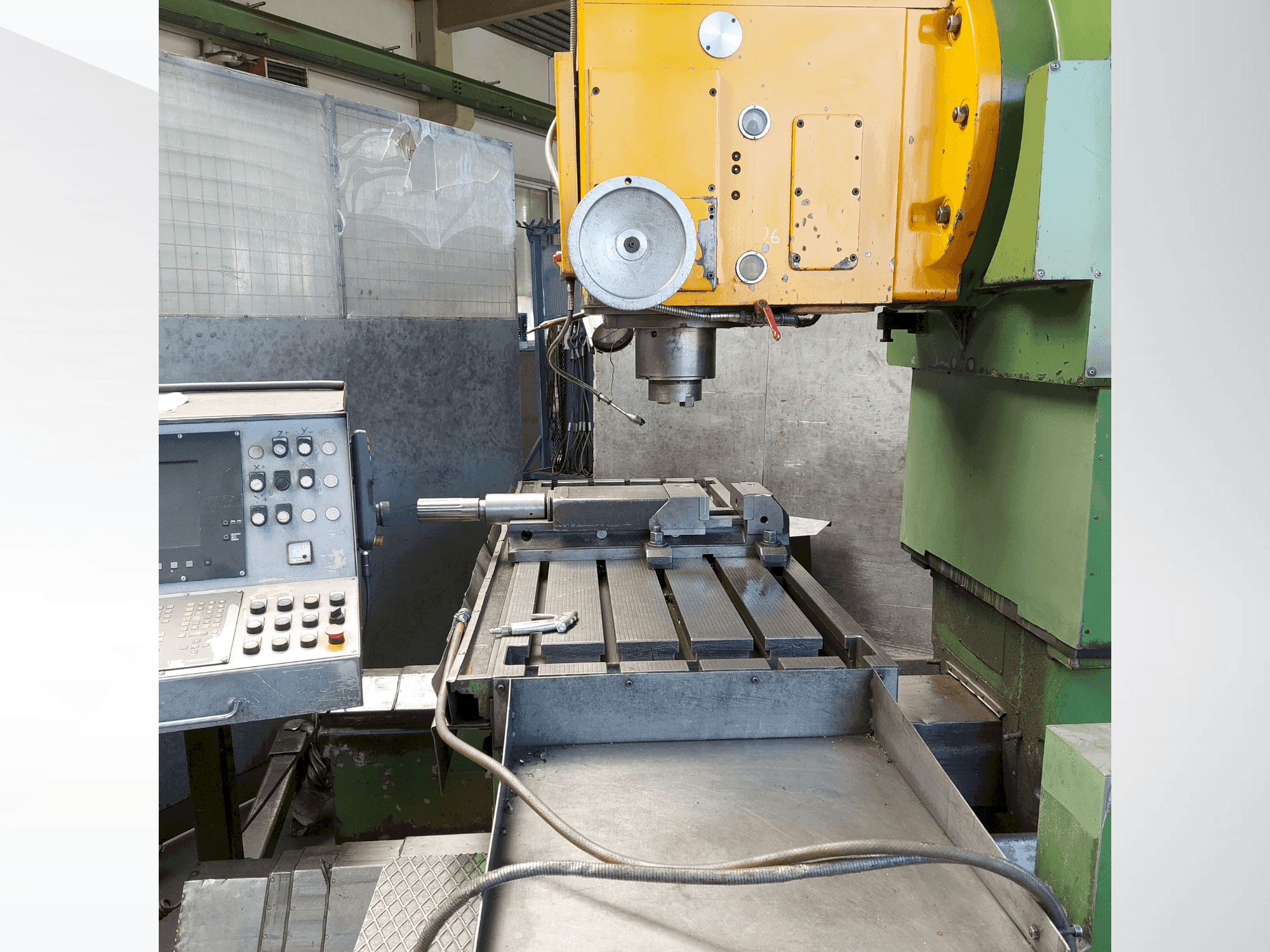 Arbeitsraum der Droop & Rein FS 110  Maschine