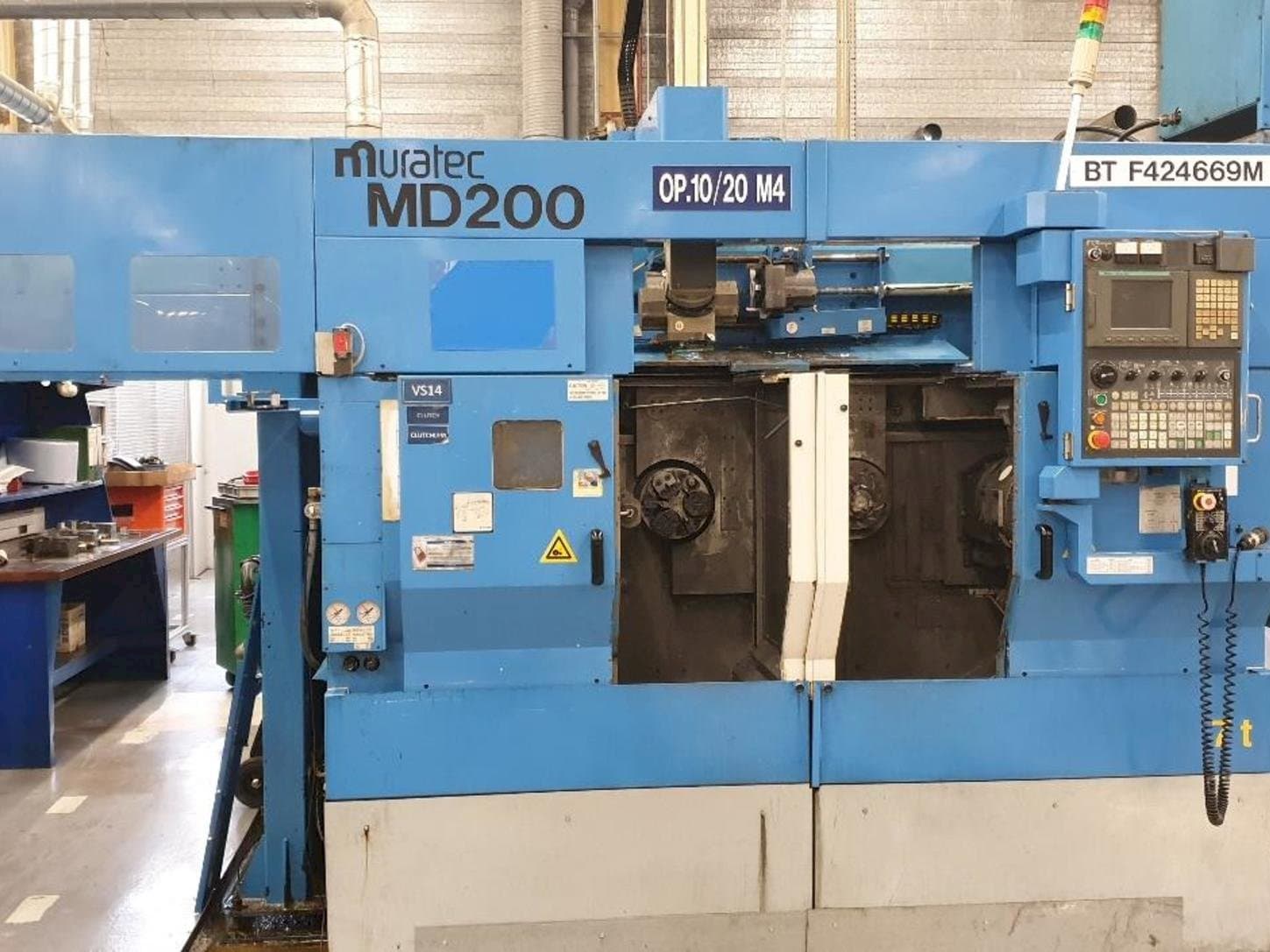 Frontansicht der Muratec MD200  Maschine
