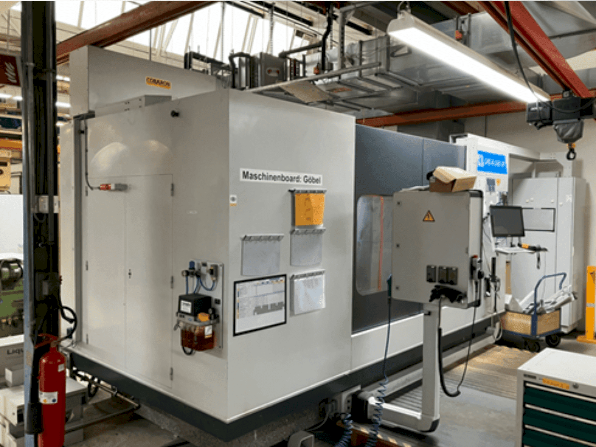 Frontansicht der Willi Göbel GRS-III-2400-SP  Maschine