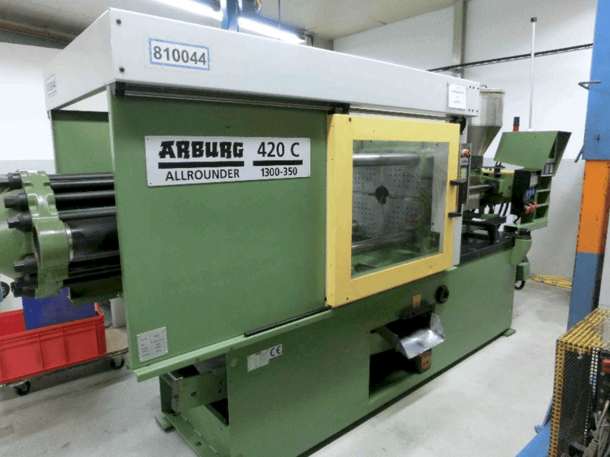 Frontansicht der Arburg Allrounder 420C 1300-350  Maschine