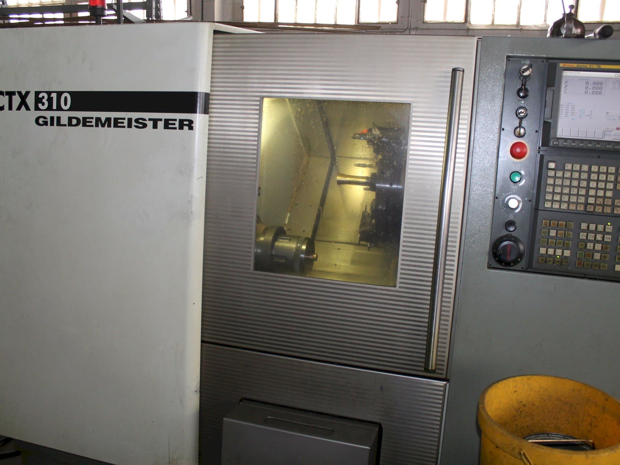 Frontansicht der Gildemeister CTX - 310  Maschine