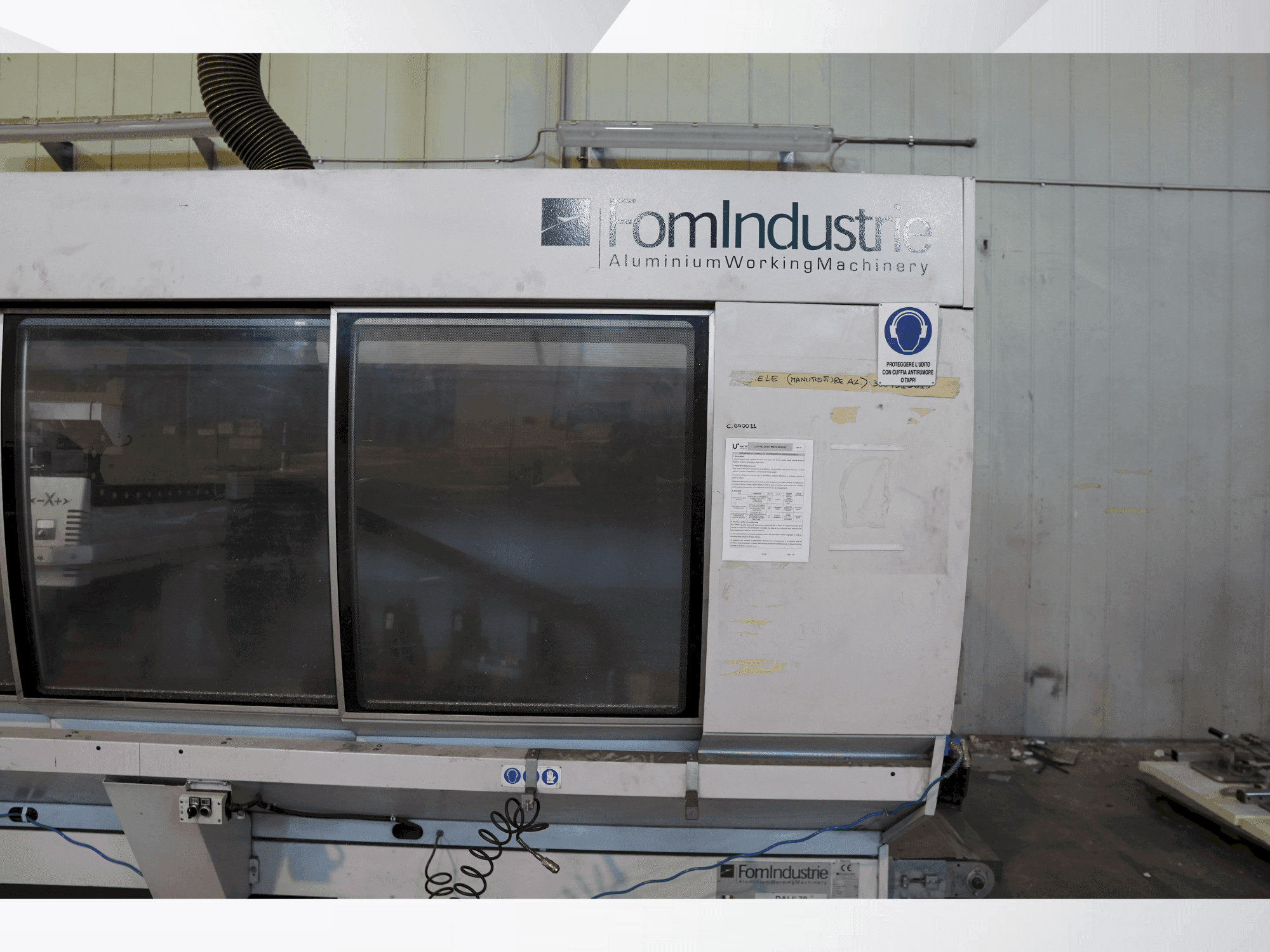 Frontansicht der FomIndustrie DALI 70  Maschine