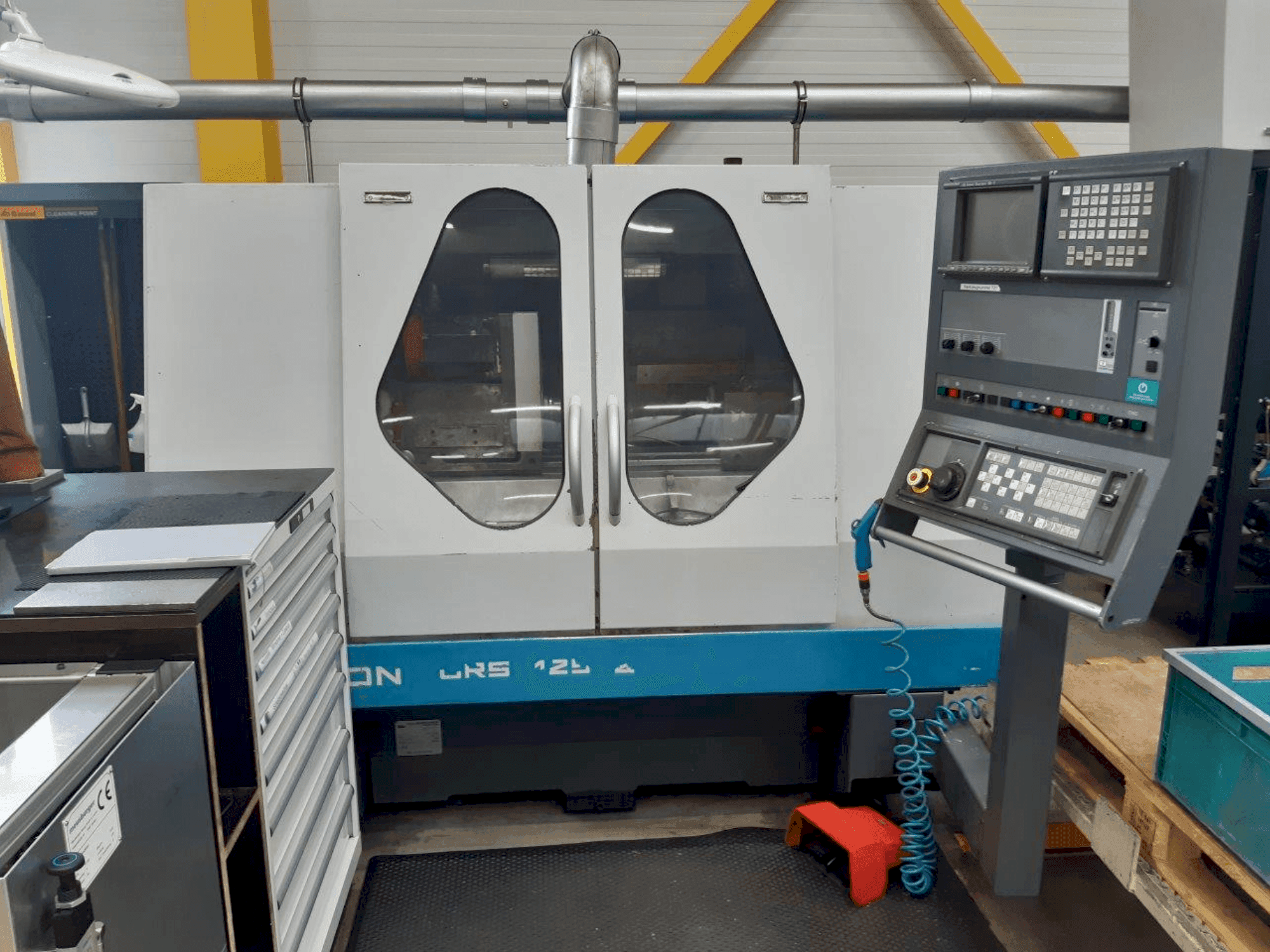 Frontansicht der KELLENBERGER Kel-Vision URS 125  Maschine