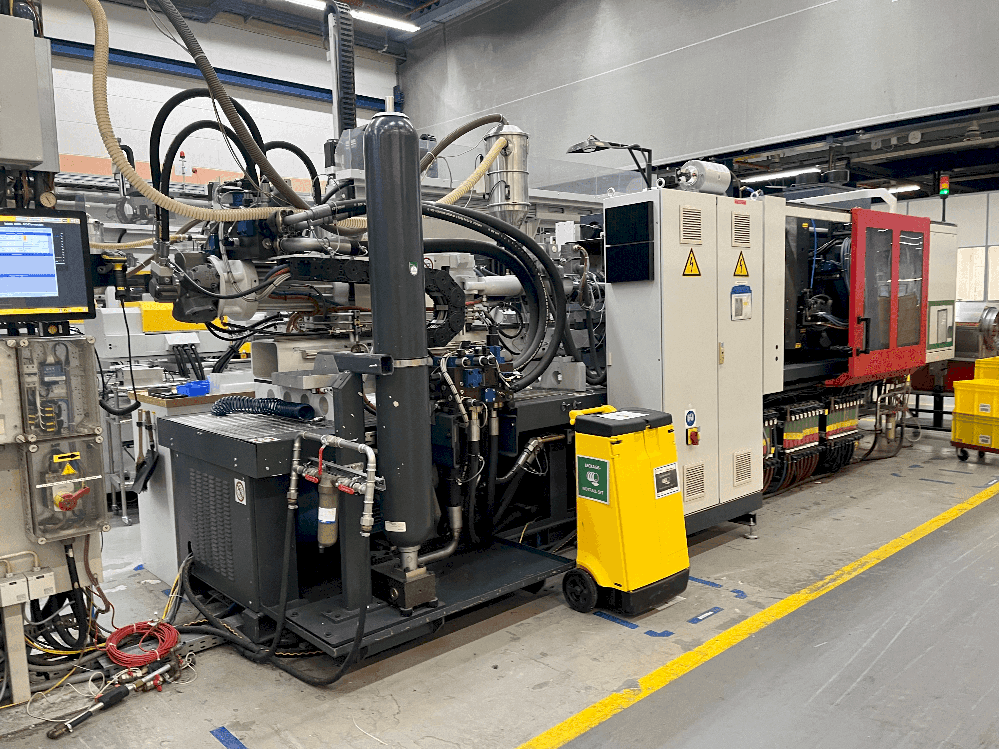 Frontansicht der FERROMATIK K-TEC 200 S  Maschine